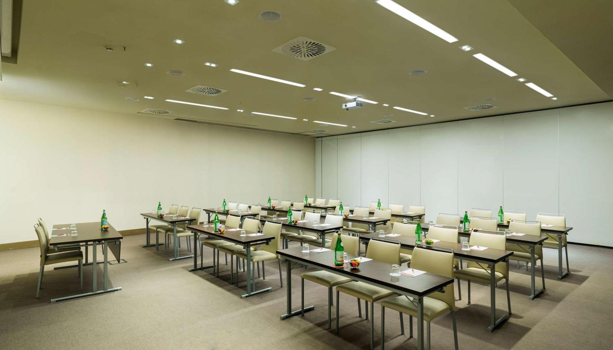 Nh Collection Roma Vittorio Veneto Hotel Bagian luar foto
